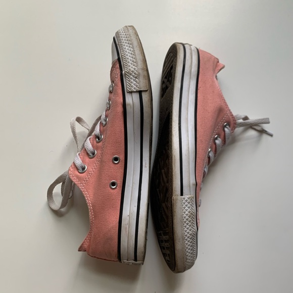 Converse - Picture 3 of 5